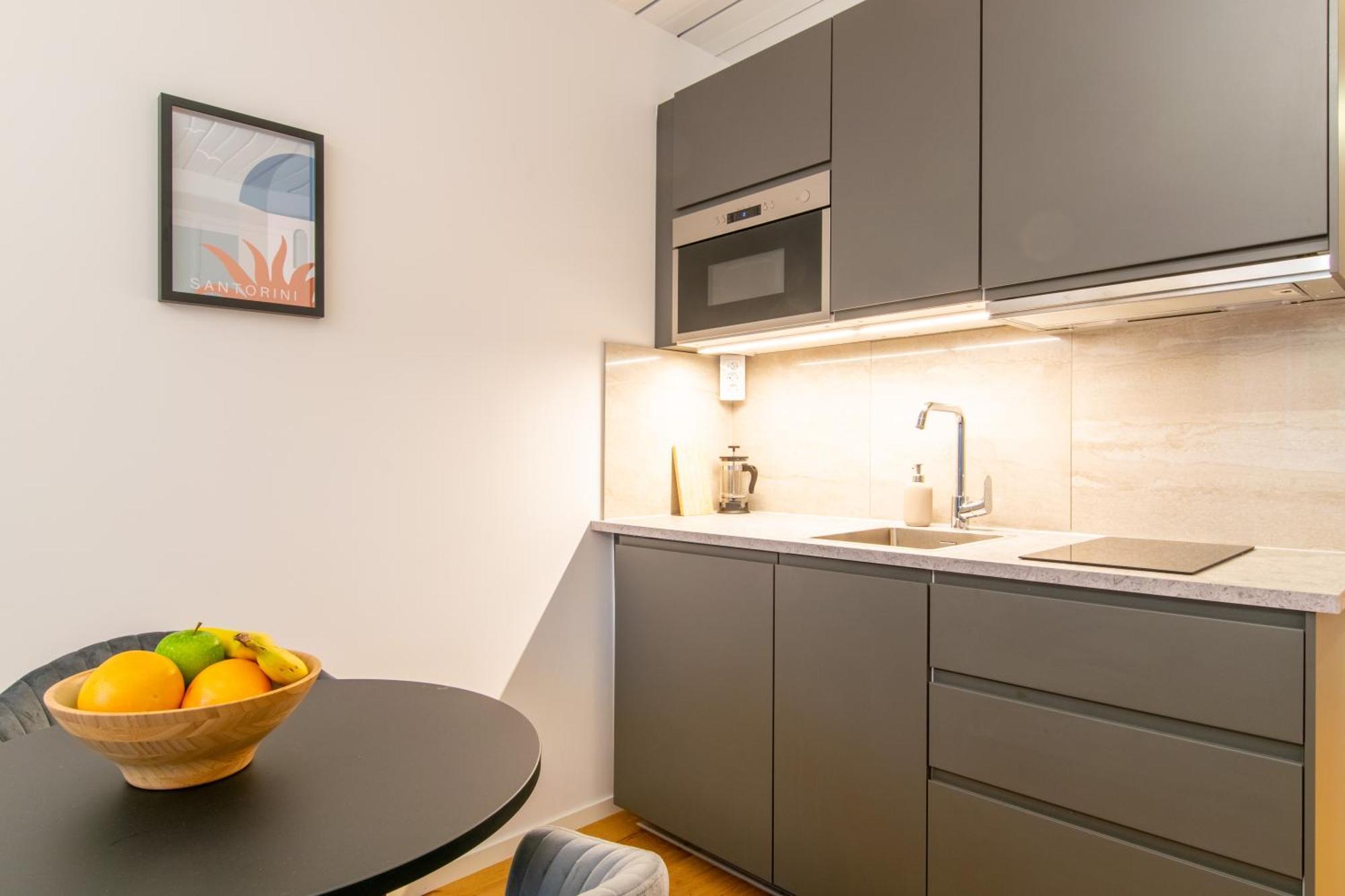 Uptown Hotel Apartments Stockholm Bagian luar foto